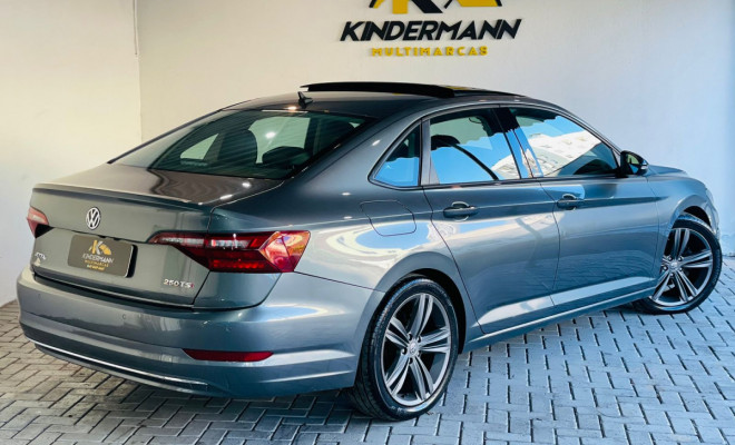 VW - VolksWagen JETTA Comfort. 250 TSI 1.4 Flex 16v Aut. 2018 Flex-4