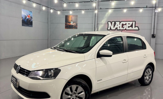 VW - VolksWagen Gol (novo) 1.0 Mi Total Flex 8V 4p 2014 Flex-0