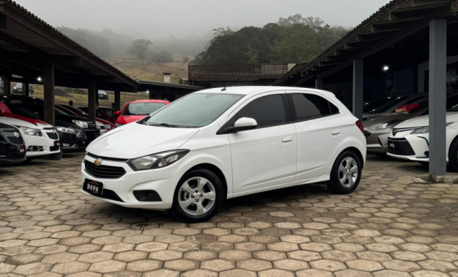 GM - Chevrolet ONIX HATCH LT 1.4 8V FlexPower 5p Mec. 2019 Flex