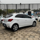 GM - Chevrolet ONIX HATCH LT 1.4 8V FlexPower 5p Mec. 2019 Flex-4