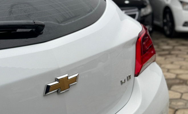 GM - Chevrolet ONIX HATCH LT 1.4 8V FlexPower 5p Mec. 2019 Flex-3