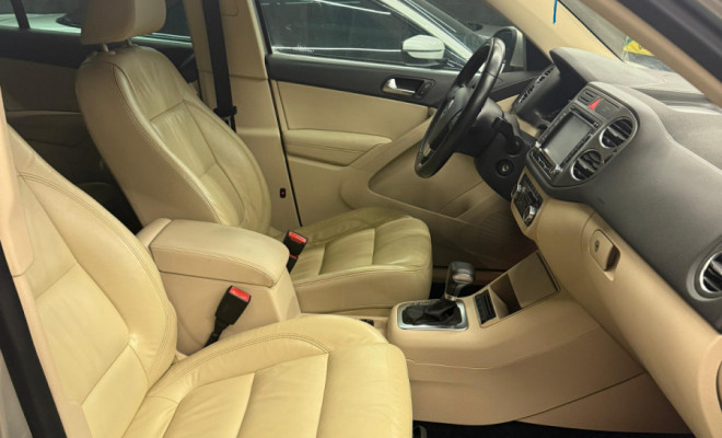 VolksWagen TIGUAN 2.0 TSI 2010 Gasolina-14