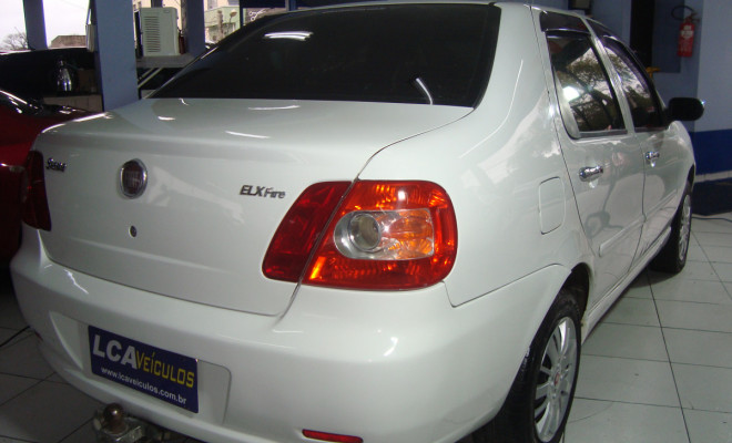 Fiat Siena Celebration 1.0 Fire Flex 8V 4p 2007 Flex-4