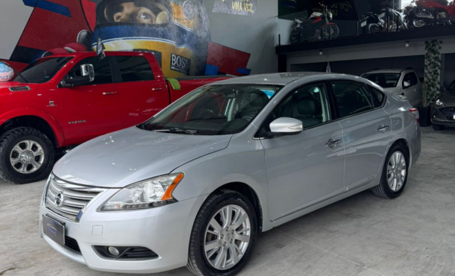 Nissan Sentra SL 2.0/ 2.0 Flex Fuel 16V Aut. 2014 Flex
