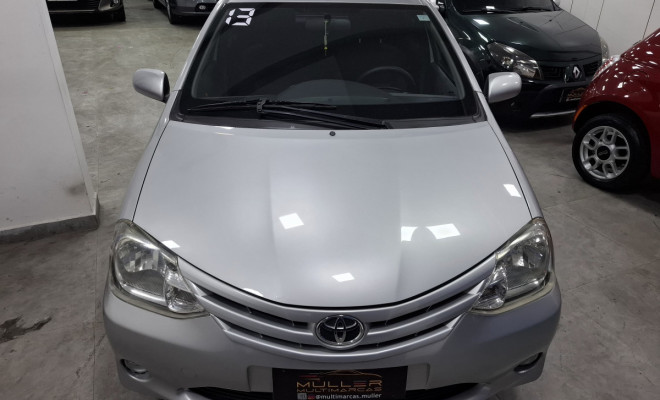 Toyota ETIOS XS  1.3 Flex 16V 5p Mec. 2013 Flex-22