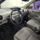 Toyota ETIOS XS  1.3 Flex 16V 5p Mec. 2013 Flex-10