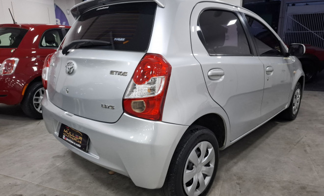 Toyota ETIOS XS  1.3 Flex 16V 5p Mec. 2013 Flex-2