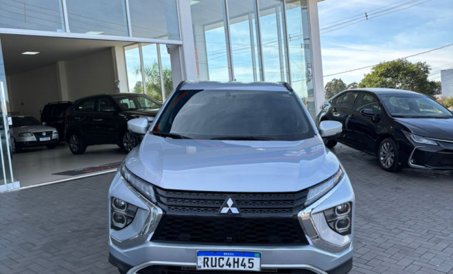 Mitsubishi Eclipse Cross HPE 1.5 16V 165cv Aut. 2023 Gasolina-2