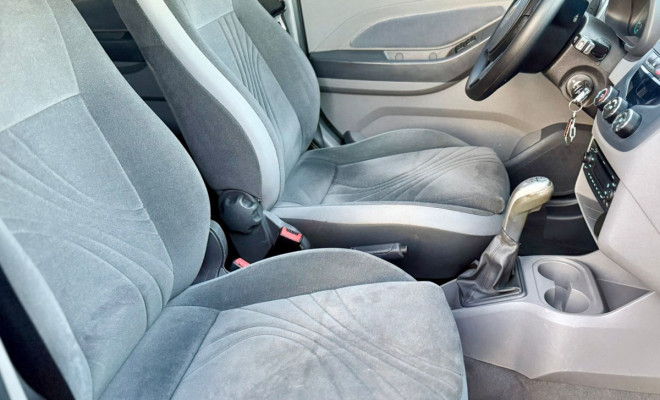 GM - Chevrolet AGILE LTZ WI-FI 1.4 8V FlexPower 5p 2012 Gasolina-4