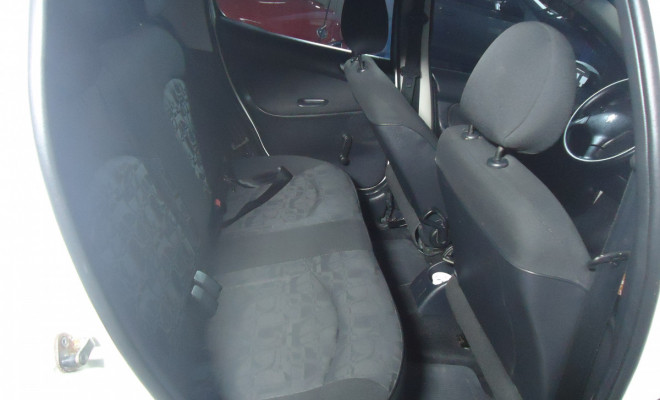 Peugeot 207 Sedan Passion XR 1.4 Flex 8V 4p 2009 Flex-8