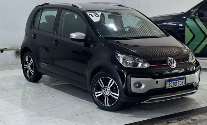 VW - VolksWagen up! cross 1.0 TSI Total Flex 12V 5p 2018 Flex