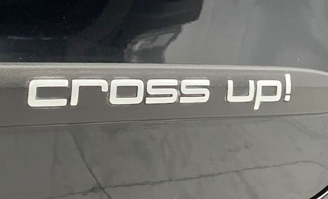 VW - VolksWagen up! cross 1.0 TSI Total Flex 12V 5p 2018 Flex-9