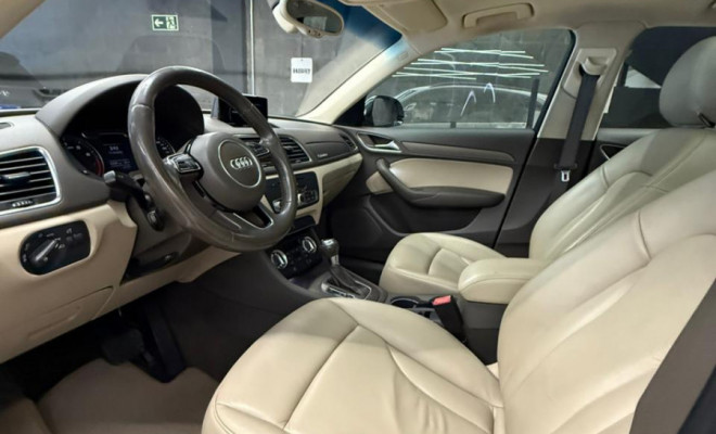 Audi Q3 2.0 TFSI Quat. 170/180cv S-tronic 5p 2014 Gasolina-4