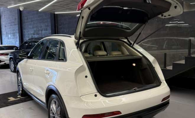 Audi Q3 2.0 TFSI Quat. 170/180cv S-tronic 5p 2014 Gasolina-9