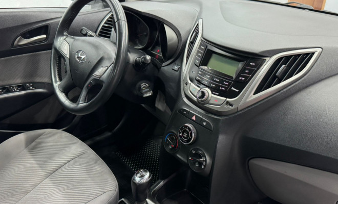 Hyundai HB20S Premium 1.6 Flex 16V Mec. 4p 2014 Flex-7