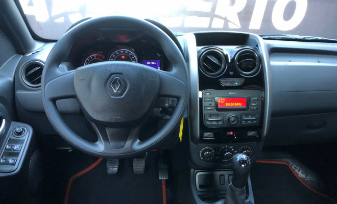Renault DUSTER OROCH Express 1.6  Mec. 2019 Flex-5