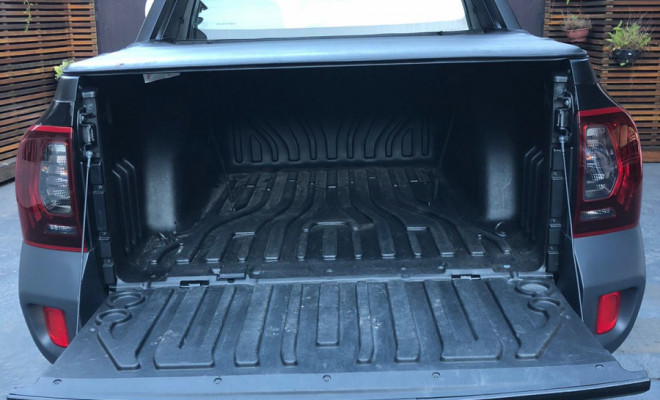 Renault DUSTER OROCH Express 1.6  Mec. 2019 Flex-8