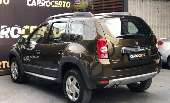 Renault DUSTER Dynamique 2.0  Aut. 2013 Flex  Sair de SUV gastando pouco-3