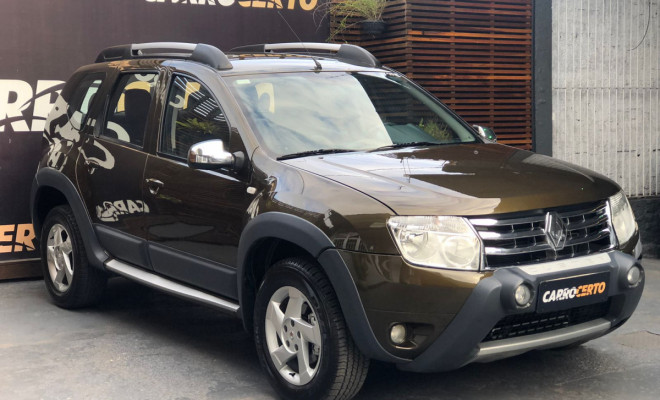 Renault DUSTER Dynamique 2.0  Aut. 2013 Flex  Sair de SUV gastando pouco-1