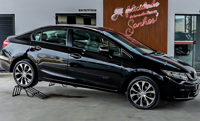 Honda Civic Sedan LXR 2.0 Flexone 16V Aut. 4p 2015 Flex-0