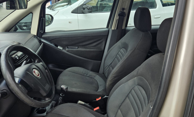 Fiat Idea ATTRACTIVE 1.4 Fire Flex 8V 5p 2013 Flex-7