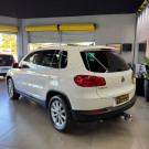 VW - VolksWagen TIGUAN 2.0 TSI 16V 200cv Tiptronic 5p 2013 Gasolina-3