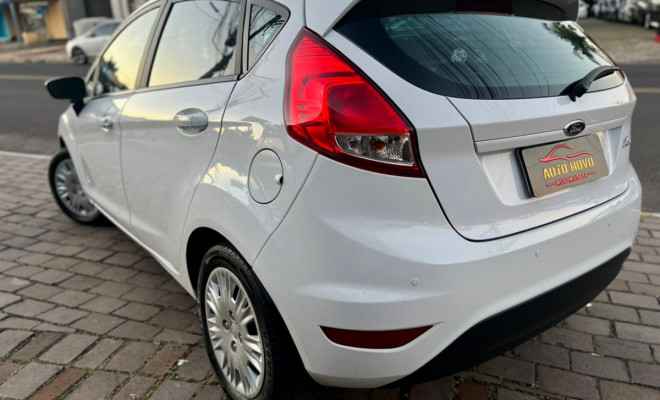 Ford Fiesta 1.5 16V Flex Mec. 5p 2015 Flex-2