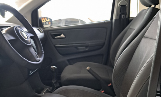 VW - VolksWagen Fox 1.0 Mi Total Flex 8V 5p 2012 Flex-5
