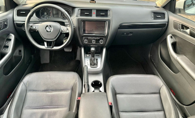 VW - VolksWagen JETTA Comfortline 2.0 T.Flex 8V 4p Tipt. 2013 Flex-6