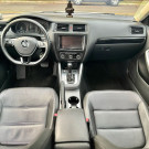 VW - VolksWagen JETTA Comfortline 2.0 T.Flex 8V 4p Tipt. 2013 Flex-6