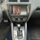 VW - VolksWagen JETTA Comfortline 2.0 T.Flex 8V 4p Tipt. 2013 Flex-8