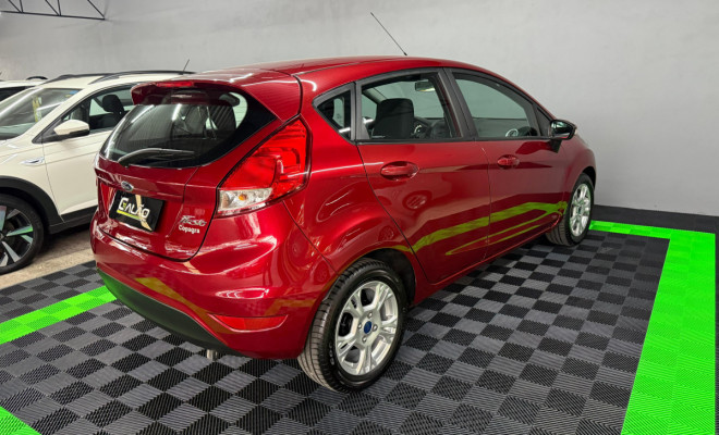 Ford Fiesta 1.5 16V Flex Mec. 5p 2014 Flex-2