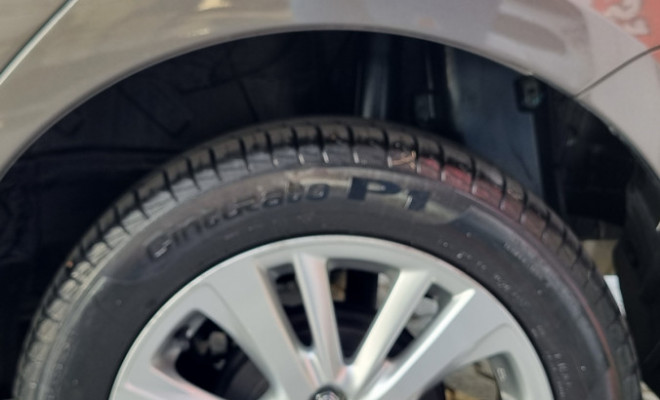 Toyota YARIS XL Sedan 1.5 Flex 16V 4p Aut. 2019 Flex-8