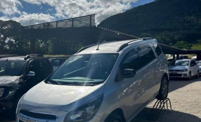 GM - Chevrolet SPIN ADVANTAGE 1.8 8V Econo.Flex 5p Aut. 2017 Flex