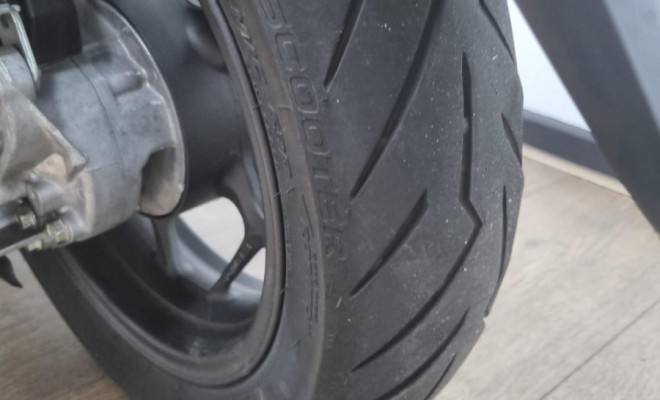 HONDA PCX 160  2024 Gasolina-11