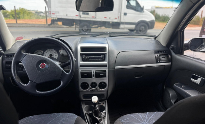 Fiat Palio ELX 1.4 Fire/30 Anos F. Flex 8V 4p 2009 Flex-0