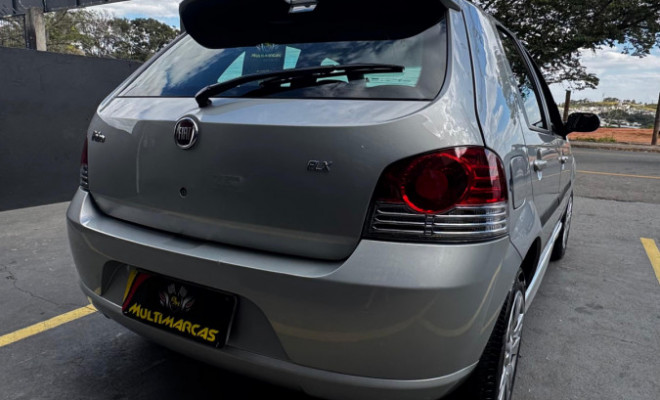 Fiat Palio ELX 1.4 Fire/30 Anos F. Flex 8V 4p 2009 Flex-3