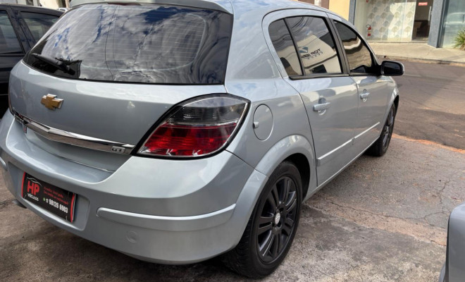GM - Chevrolet Vectra GT 2.0 MPFI 8V FlexPower Mec. 2010 Flex-3