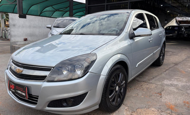 GM - Chevrolet Vectra GT 2.0 MPFI 8V FlexPower Mec. 2010 Flex-0