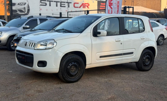 Fiat UNO ATTRACTI. Celeb.1.4 EVO F.Flex 8V 4p 2011 Flex