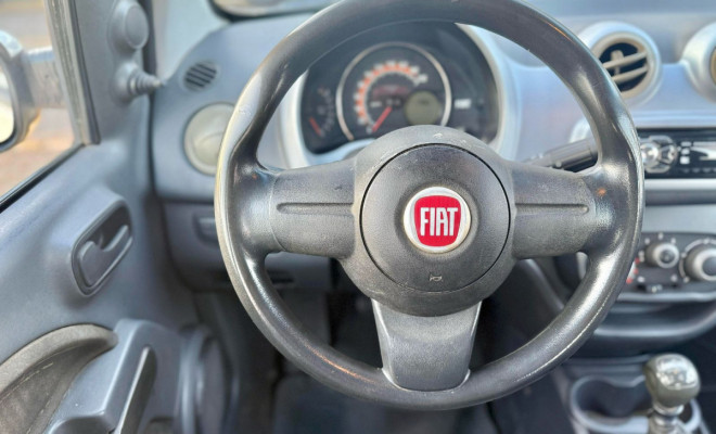 Fiat UNO ATTRACTI. Celeb.1.4 EVO F.Flex 8V 4p 2011 Flex-9