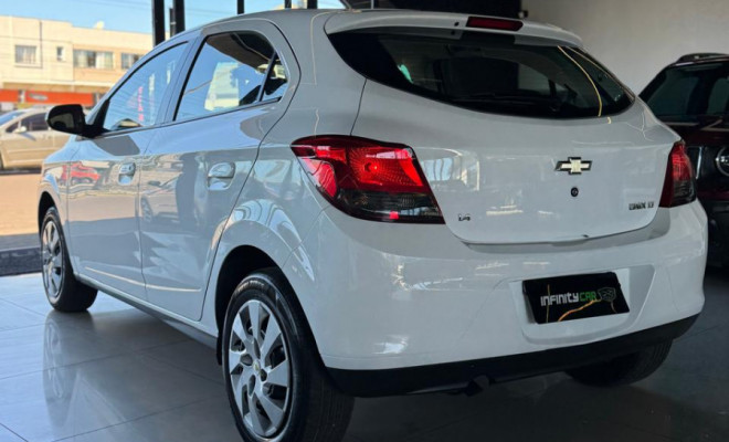 GM - Chevrolet ONIX HATCH LT 1.4 8V FlexPower 5p Mec. 2014 Flex-2