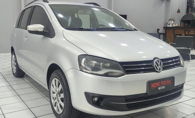 VW - VolksWagen SPACEFOX  TREND I MOTION 1.6 T. Flex 8V 2014 Flex