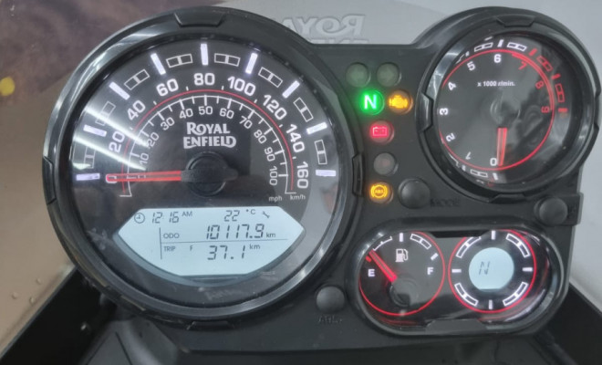 Royal Enfield Himalayan 411 EFI 2024 Gasolina-4