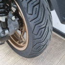 YAMAHA XMAX 250 ABS 2024 Gasolina-12