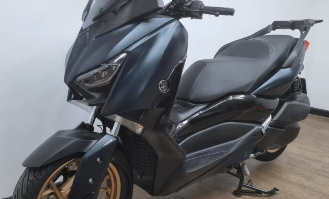 YAMAHA XMAX 250 ABS 2024 Gasolina-2