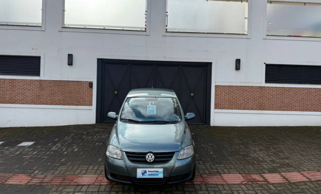 VW - VolksWagen Fox Plus 1.6Mi/ 1.6Mi Total Flex 8V 4p 2009 Flex