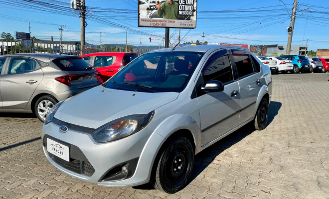 Ford Fiesta Sed. 1.6 8V- 2011-0