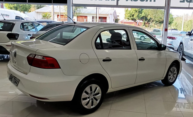 VW - VolksWagen VOYAGE  Trendline 1.0 T.Flex 8V 4p 2015 Flex-8