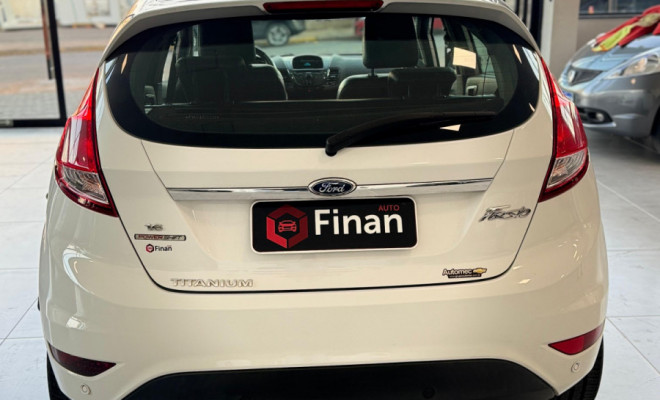 Ford Fiesta HA 1.6 SE 2015 Flex-4
